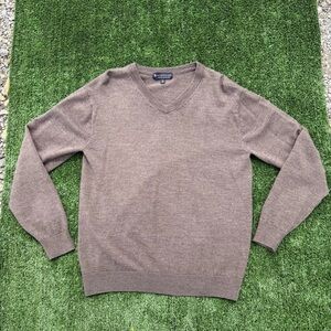 Men's Hart Schaffner Marx Merino Wool Brown V-Neck Sweater, Size M